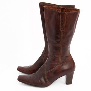 Distressed brown leather square toe heeled boot 11W Sesto Meucci